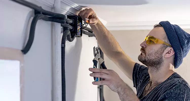 Garage Door Opener Cable Repair in Oakland Park, FL