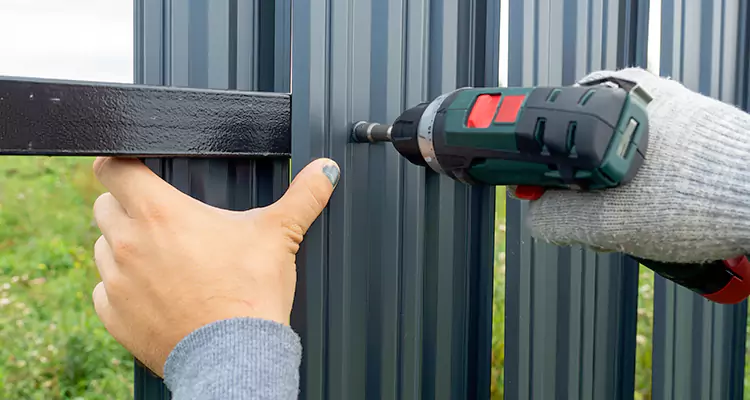 Metal Gate Repair in Oakland Park, FL