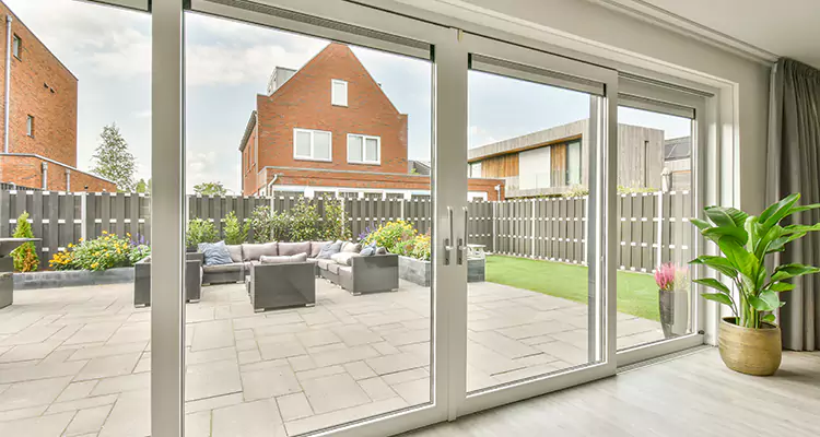 Best Sliding Screen Door Replacement Company in Oakland Park, FL