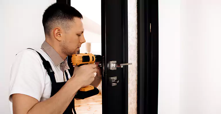 Aluminum Storefront Doors Repair in Oakland Park, FL