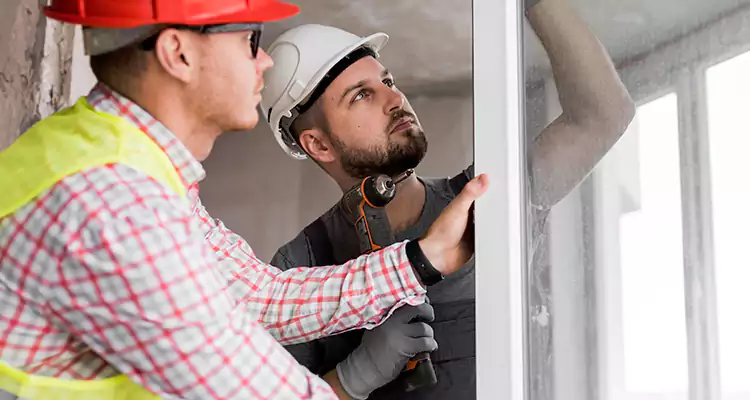Sliding Patio Door Sticking? Expert Repair in Oakland Park, FL.