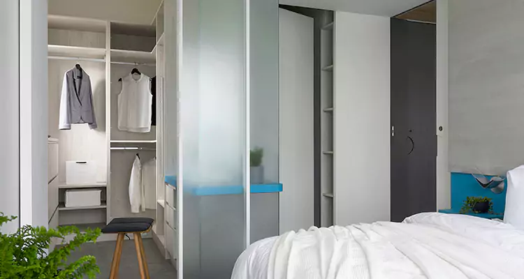 Closet Door Bi Fold Installation in Oakland Park, FL