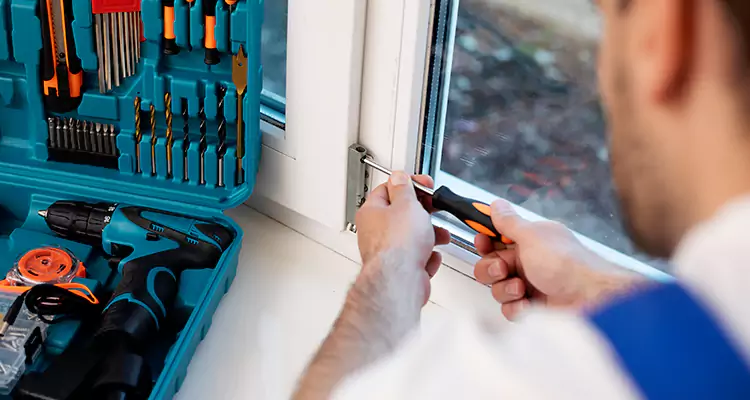 Mirrored Sliding Doors Replacement Expert in Oakland Park, FL