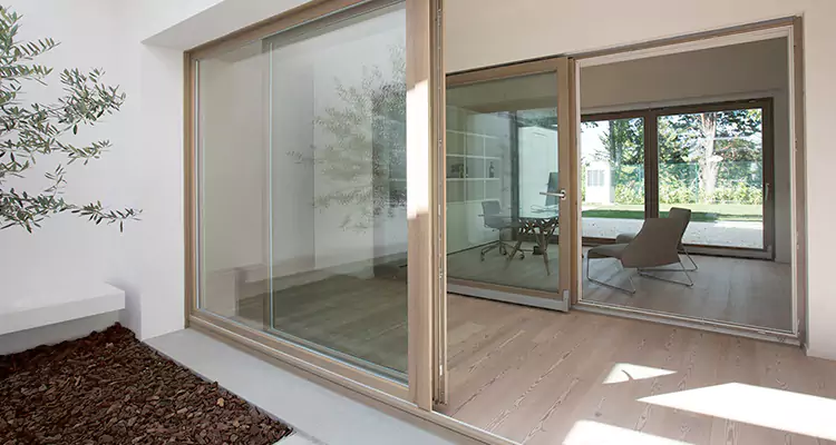 Sliding Screen Door Bottom Track Replacement in Oakland Park, FL